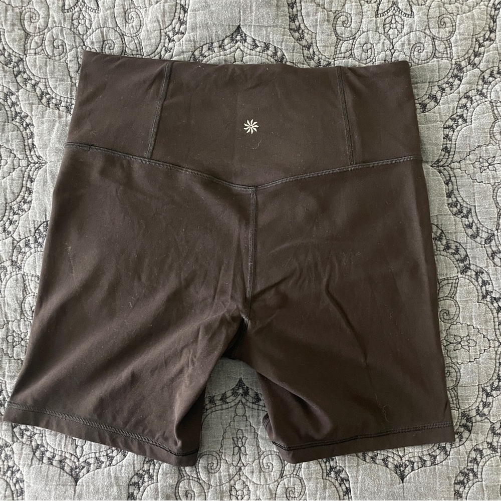 Athleta Ultra High Rise Elation 7” Short